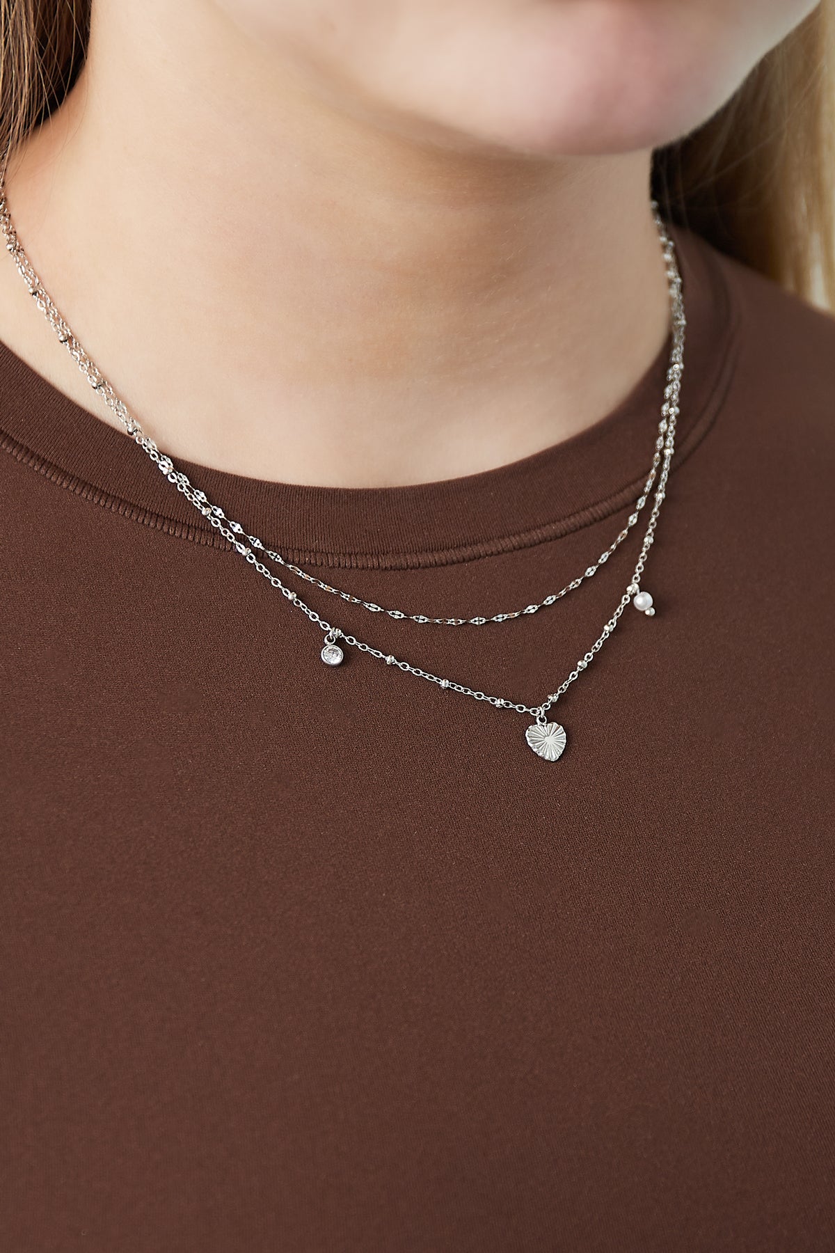 Collier Superposé “Love” Doré – Multi-rangs